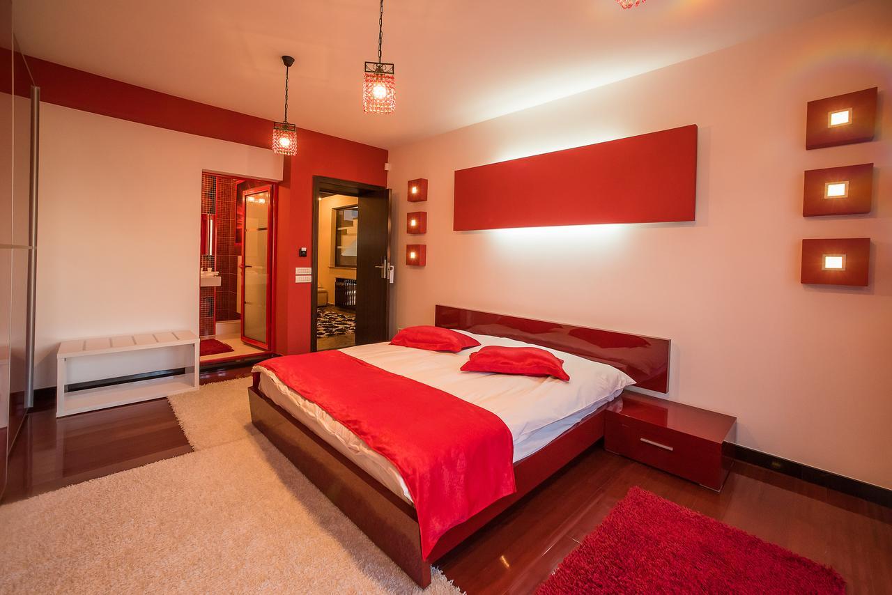 Simple Rooms Self Check In Бухарест Экстерьер фото